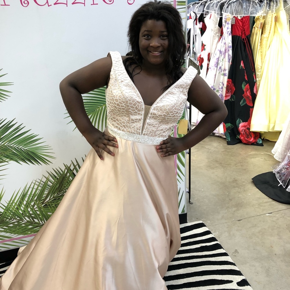 Sherri Hill Ballgown. Brand new never worn